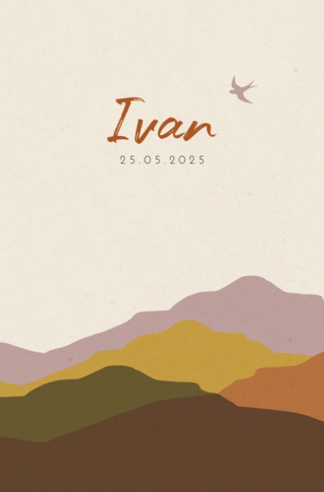 Zachte glooiingen bergen in aardse tinten zoals dit geboortekaartje voor jongens is de nieuwste trend. De landschap bergen komen mooi uit op de licht zandkleurig kraftlook.